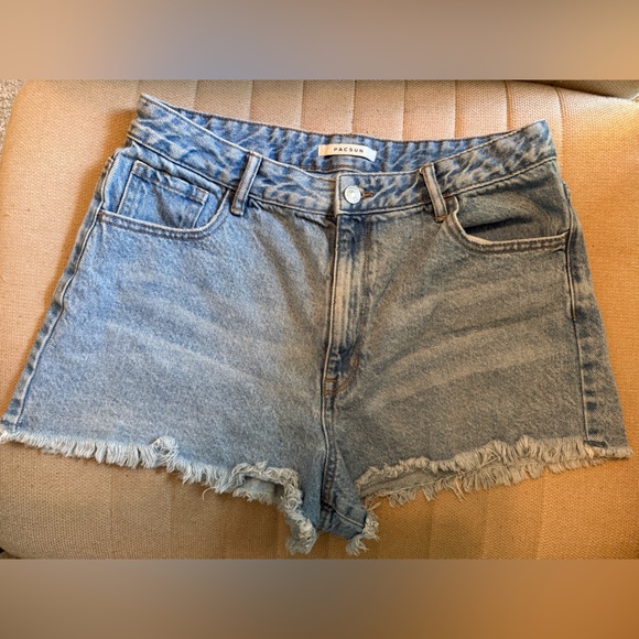 PacSun Light Blue Frayed Jean Shorts - Picture 1 of 3